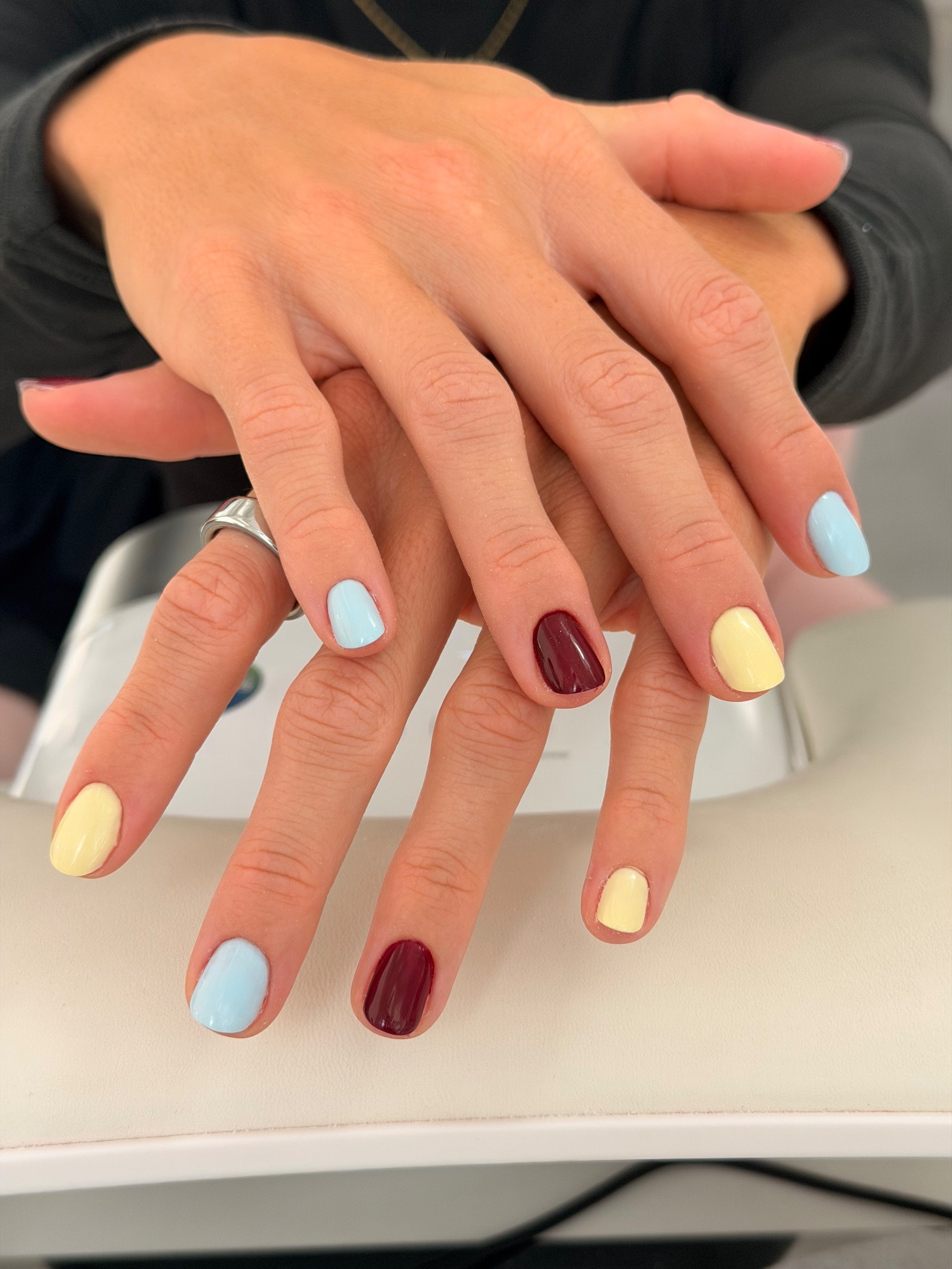 Gel Manicure with Nail Strengthening 5